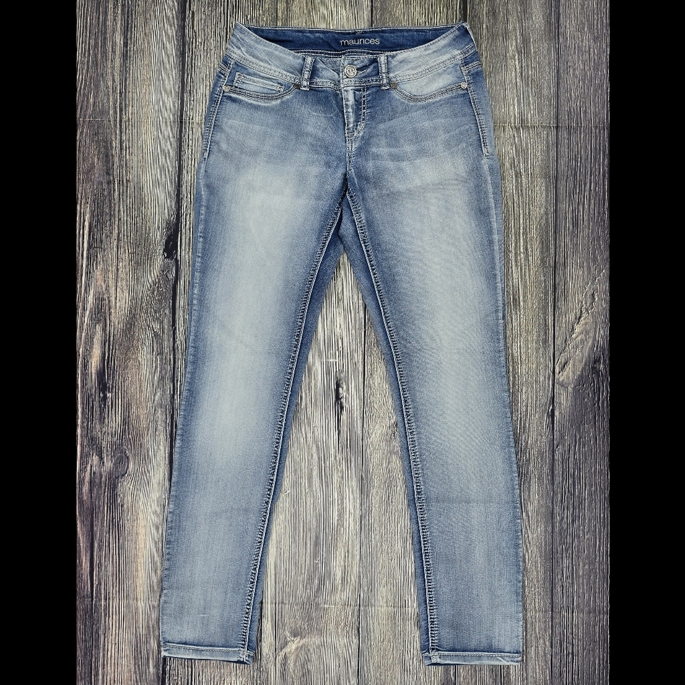 Maurices Light Wash Skinny Jeggings